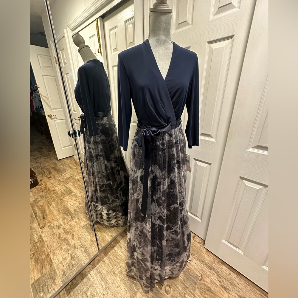 NWT Chetta B Navy Long Dress Sz 10